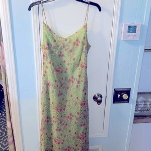 GUC maxi dress size 14, green pink and white colors